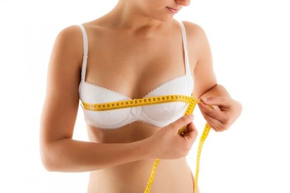 Breast measurement before endoscopic breast augmentation