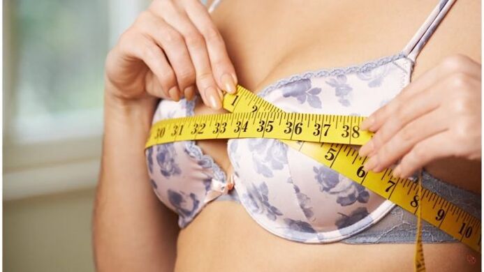 Measure bust circumference before autologous fat breast augmentation